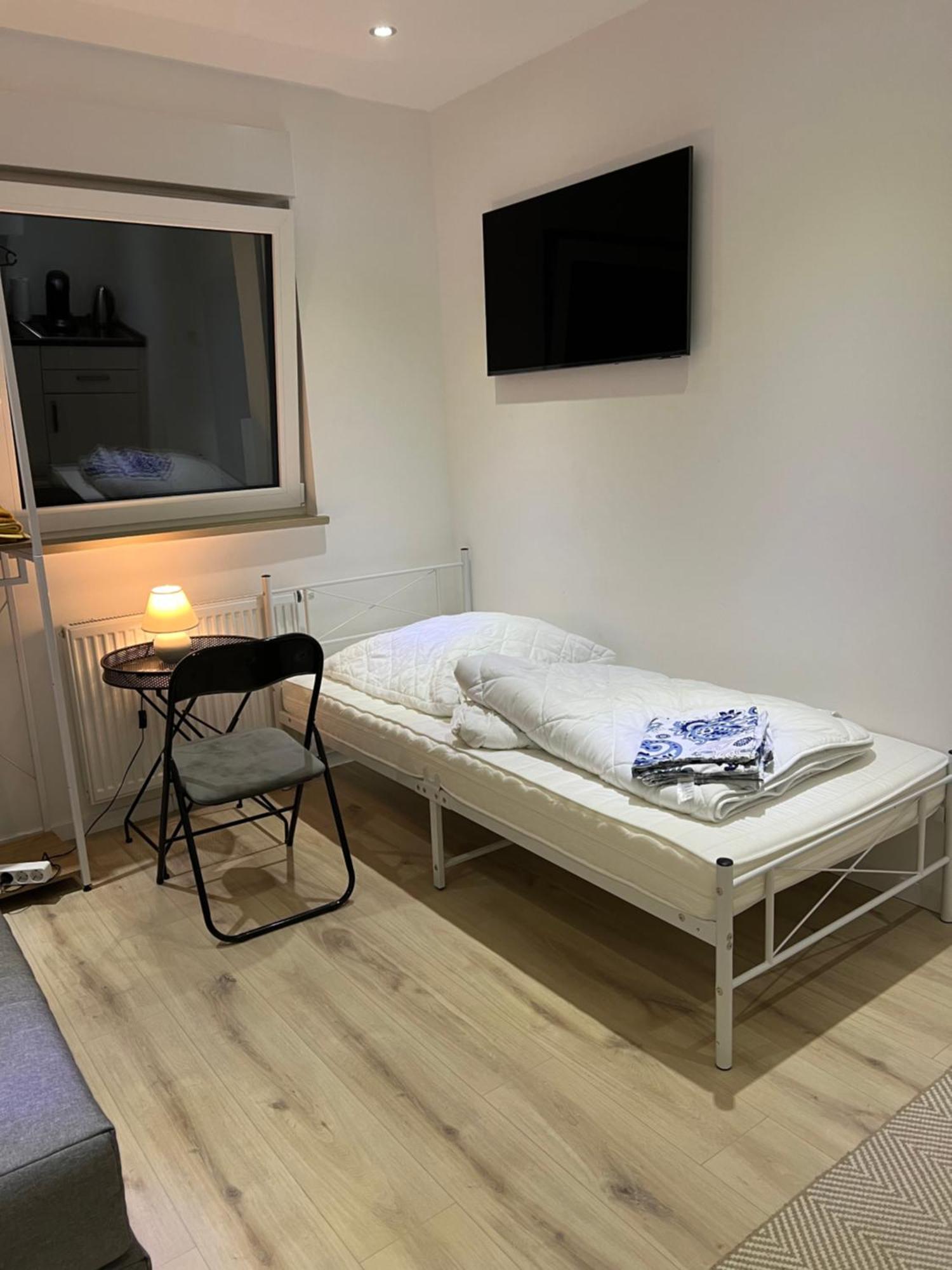 Huerth/Koeln Gaestewohnung Buitenkant foto